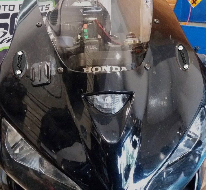 Mirror blanking plates compatible with Honda CBR600RR 2003-2016 / CBR1000RR 2004-2007 / CBR600F 1999-2006 / CBR250R 2011-2014