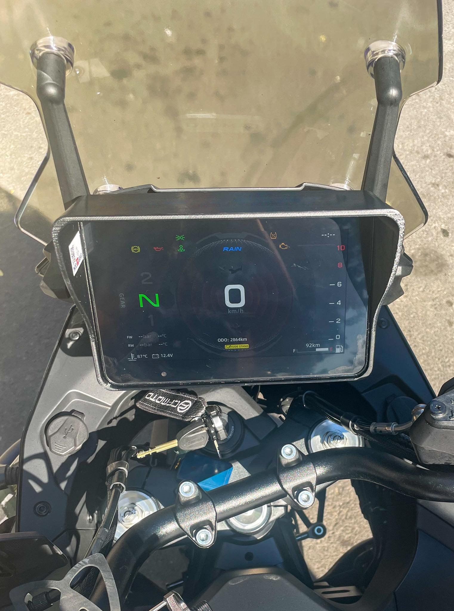 Dashboard cover with sunshade compatible with CF Moto 800MT Explore 2023-2024 (with 8 inches display)