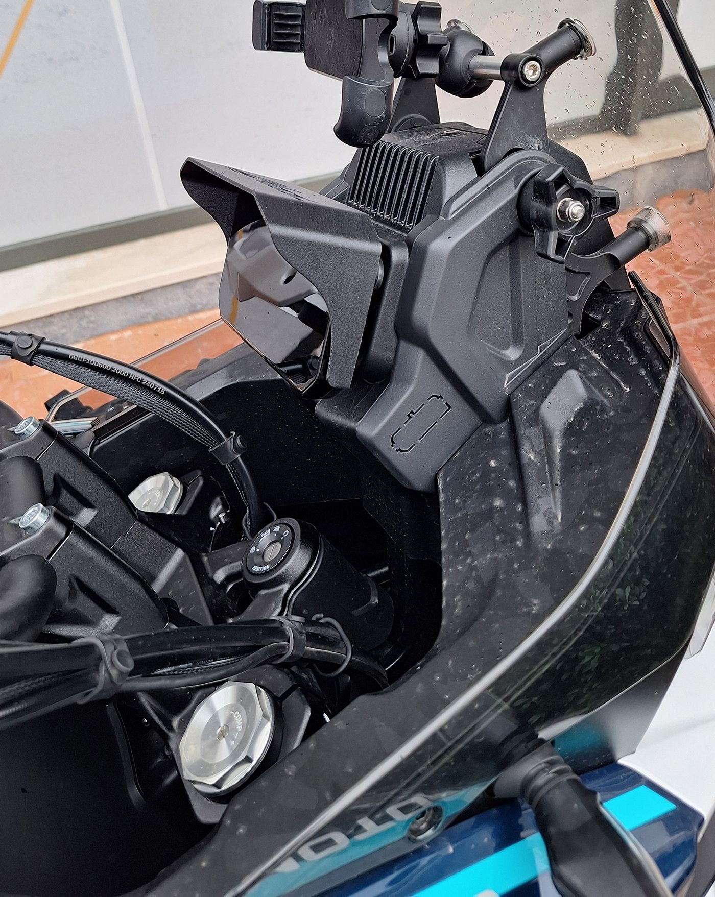 Dashboard cover with sunshade compatible with CF Moto 700MT 2025-2026