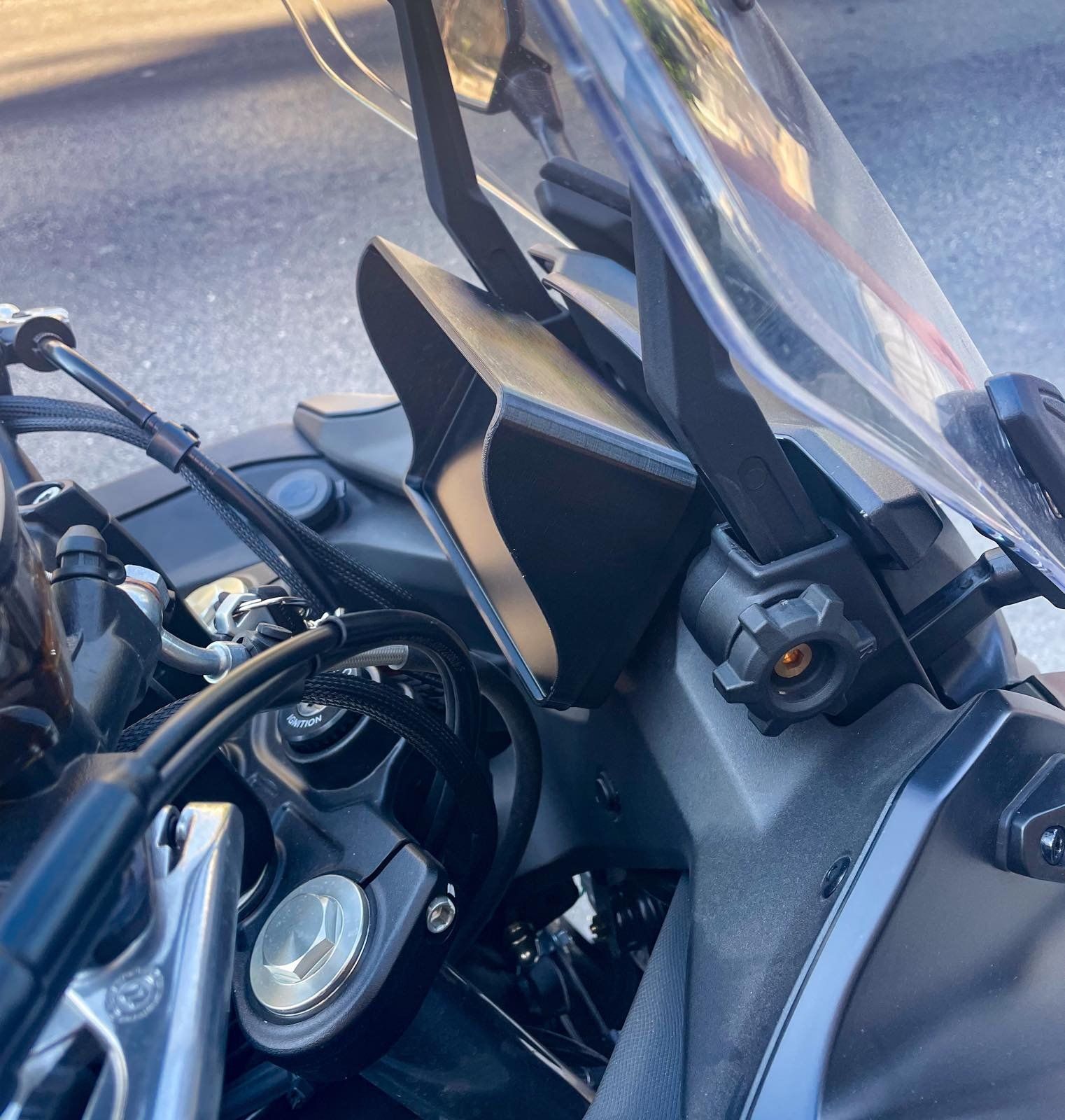 Dashboard cover with sunshade compatible with CF Moto 650MT 2020-2024