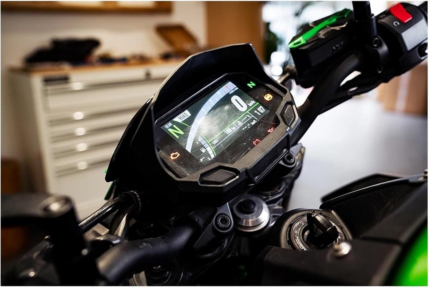 Dashboard cover with sunshade compatible with Kawasaki Z900 2020-2024