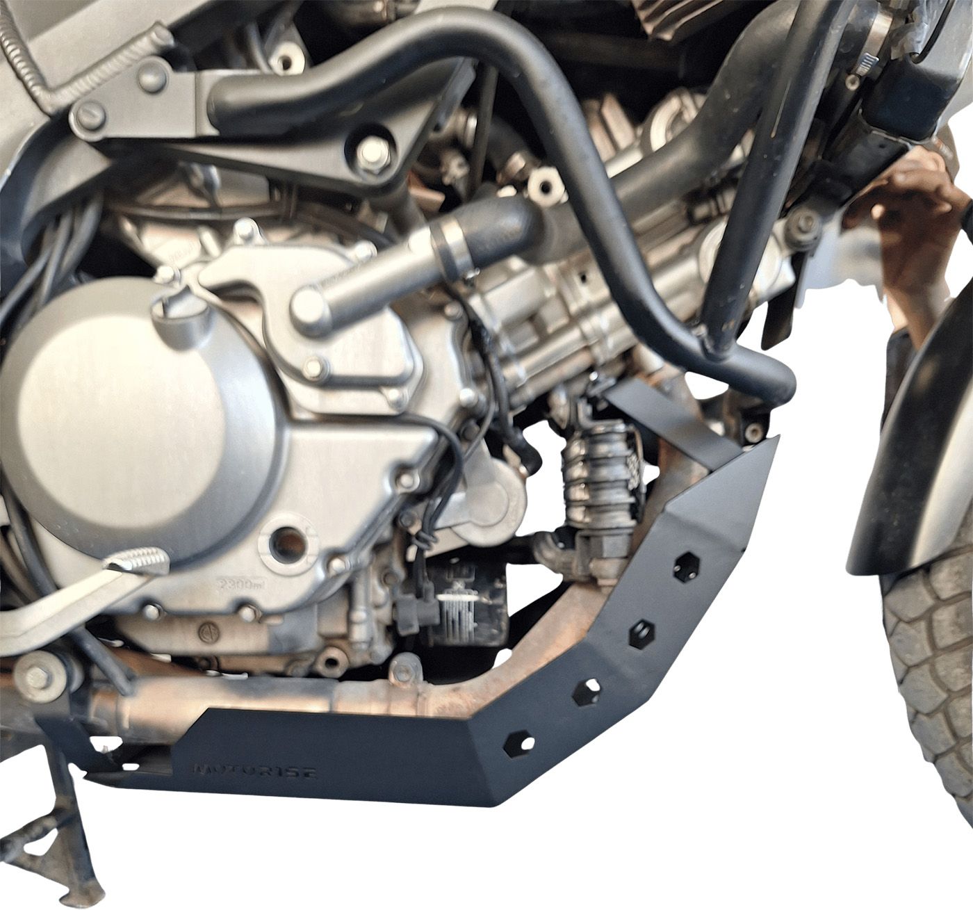 Skid plate compatible with Suzuki V-Strom DL650 2004-2011